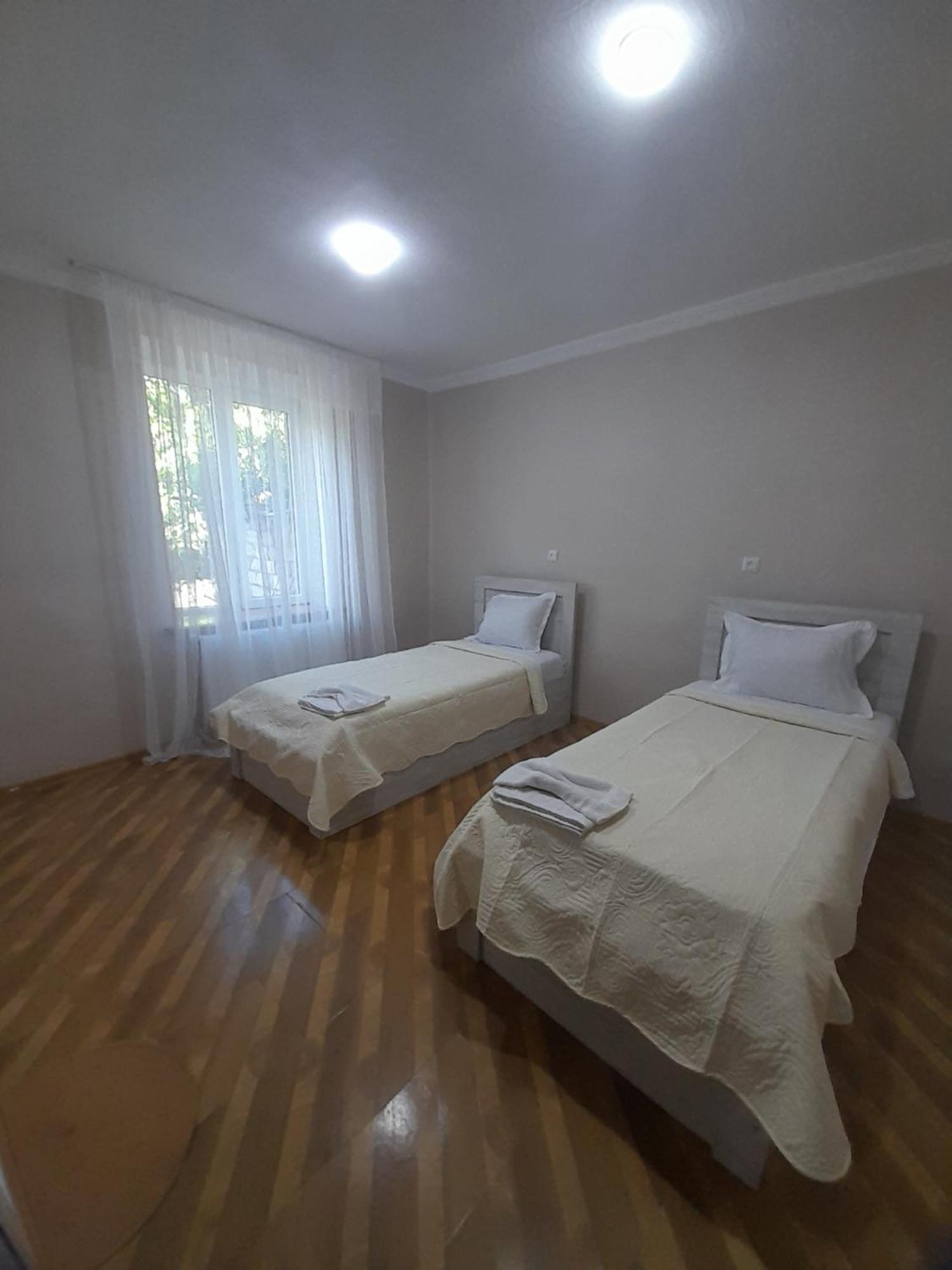 Hotel Lukarabati Akhaltsikhe  Exteriör bild
