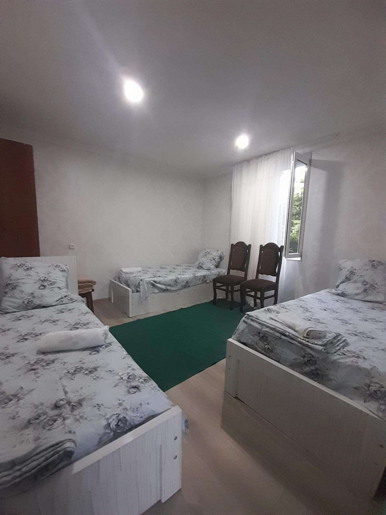 Hotel Lukarabati Akhaltsikhe  Exteriör bild