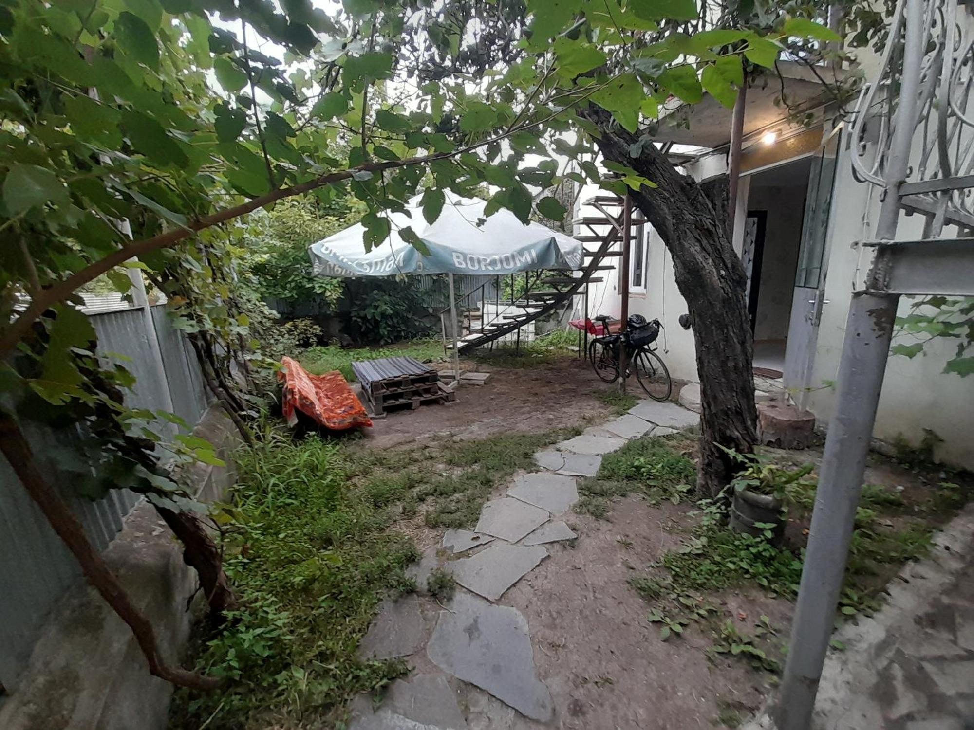 Hotel Lukarabati Akhaltsikhe  Exteriör bild